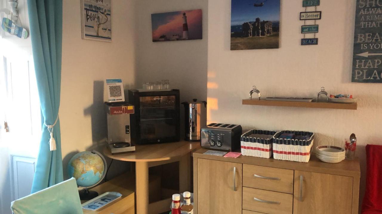Beachcomber Guesthouse 웨이머스만 외부 사진